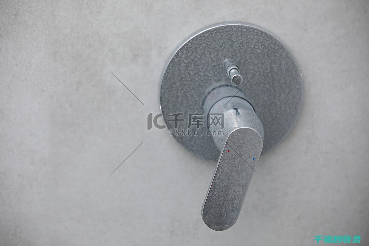 淋浴头水垢？试试这些环保清洁方法 (怎么清洗淋浴头水垢)