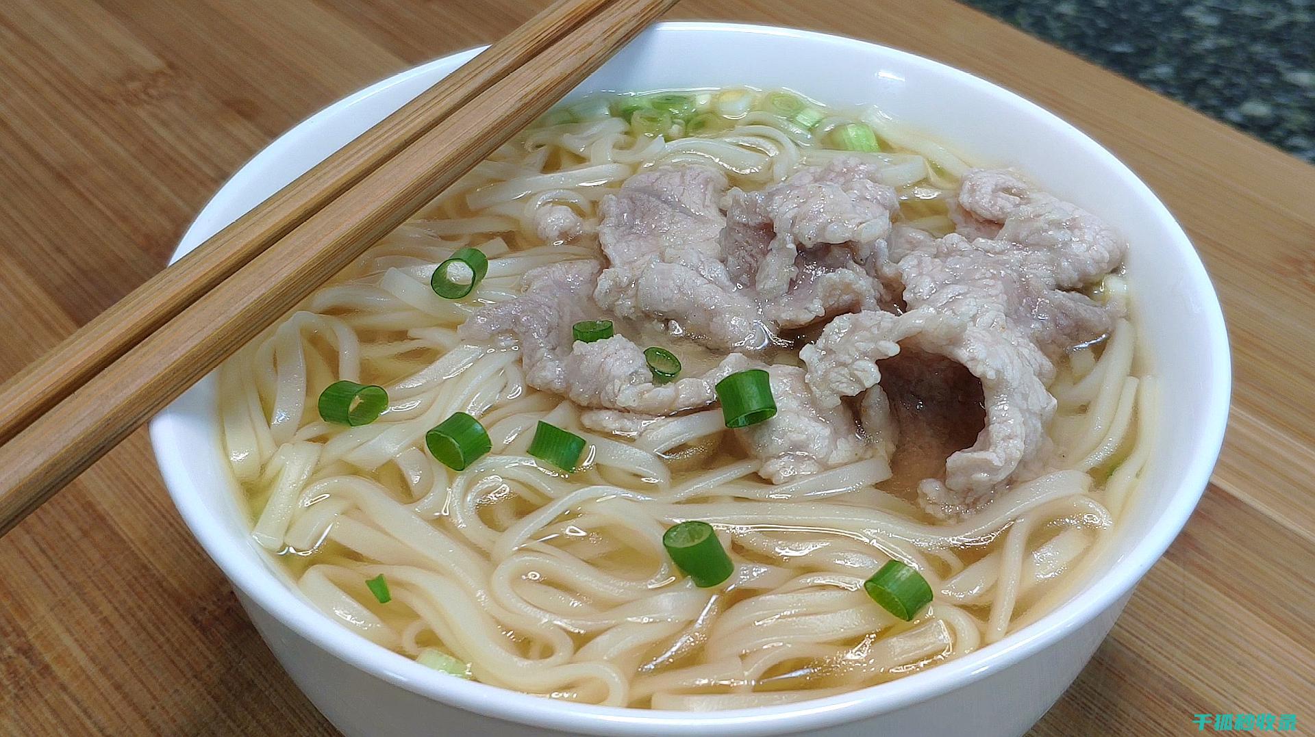 面条煮得不粘连？这几个小技巧你必须知道 (面条煮得不粘怎么办)